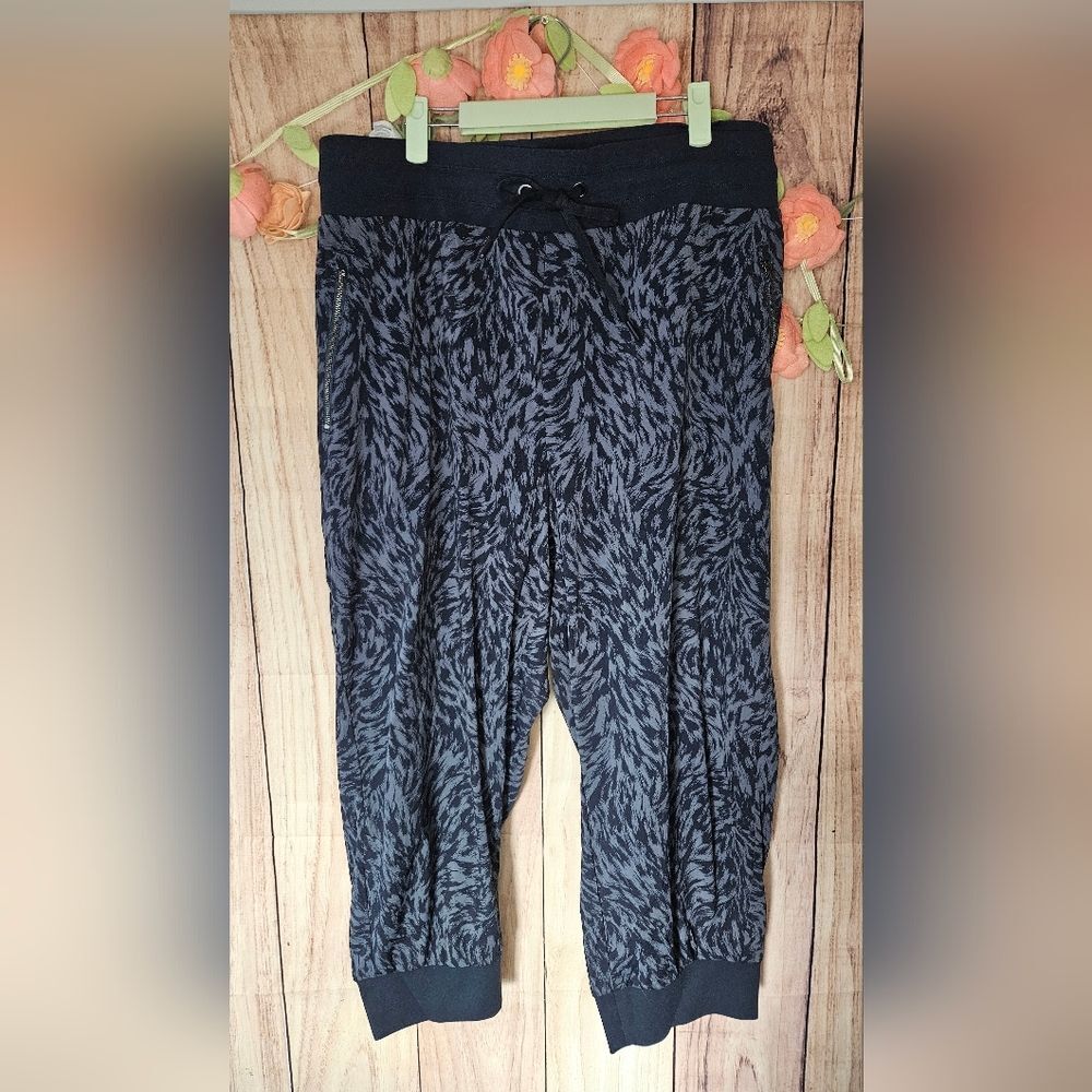 Athleta Trekkie North Cropped Joggers Plus Size 24
